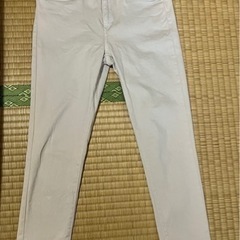 スキニーパンツ