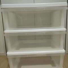 収納ボックス　キャスター付きの画像