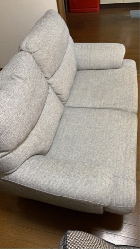 ソファ、2人掛けソファです。