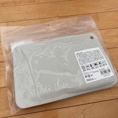 【新品未使用】シリコンランチプレート　3コインズの画像