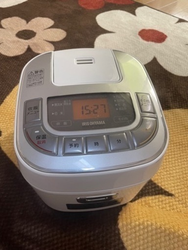 炊飯器　IRISOHYAMA 0.5〜3合炊き