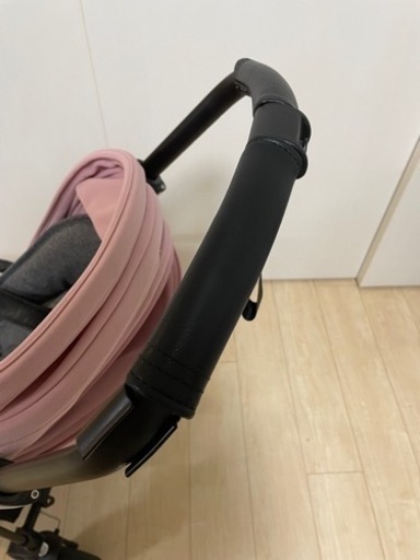 超美品　bugaboo ベビーカー　人気色