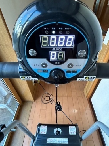 良品値下げしました　アルインコ社電動ウォーカー　一般家庭用歩行用