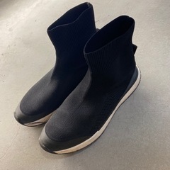 ZARA ソックススニーカー　22.8cm  黒の画像