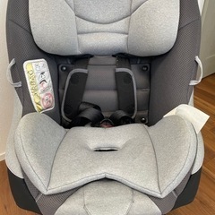 アップリカ  チャイルドシート　2017年製の画像