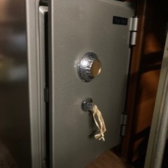 商談中　Sky Safe 金庫
