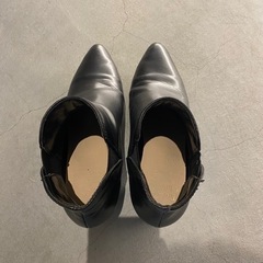 ショートブーツ　アンクルブーツ　の画像