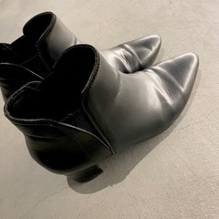 ショートブーツ　アンクルブーツ　の画像