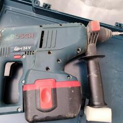 ☆BOSCH ボッシュ 24V バッテリーハンマードリル GBH24V バッテリー3個 充電器 ケース付 ハンマードリルの画像
