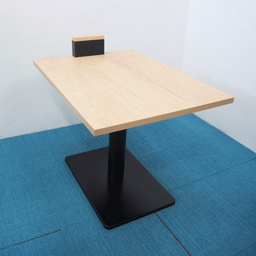 【コンセント付き】角型 カフェテーブル 商談テーブル 幅70 奥行90 高さ70cm (HA08)