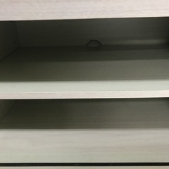 K2303-834 TV ボード　白カントリー　日焼けあり　汚れ　キズありの画像