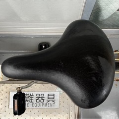 【コンパクト】折りたたみ自転車　便利なカゴ付き！の画像