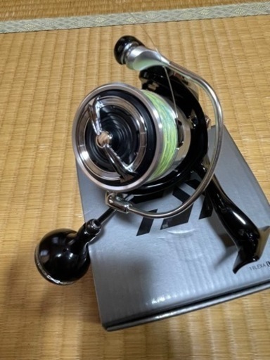 値下げリール　美品　ダイワ　DAIWA 19レグザLT3000
