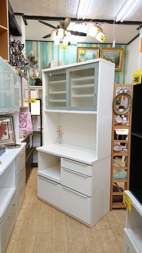 松田家具 キッチンボード 横幅100cm 2枚スライドガラス扉 引出し4個 (ソフトクローズ) 鏡面仕上げ ホワイト レンジボード 食器棚■奥行49cm×高さ198cm■近隣配送無料 買取帝国 朝霞店