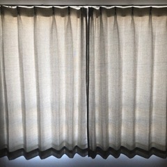 ニトリ　カーテン　2枚セットの画像