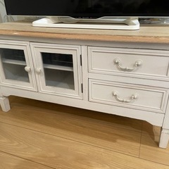 アンティーク調　テレビ台