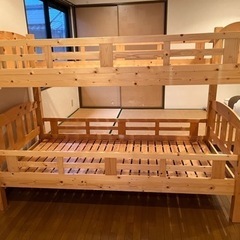 2段ベットの画像