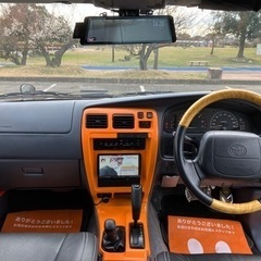 ハイラックスサーフ‼️車検も約1年付き！全塗装🤩社外ホイールでキマってます👍の画像