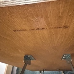 Pacific furniture service テーブル