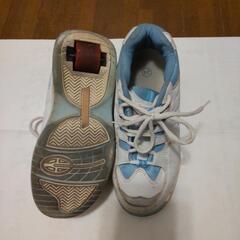 ローラースニーカー　24cm