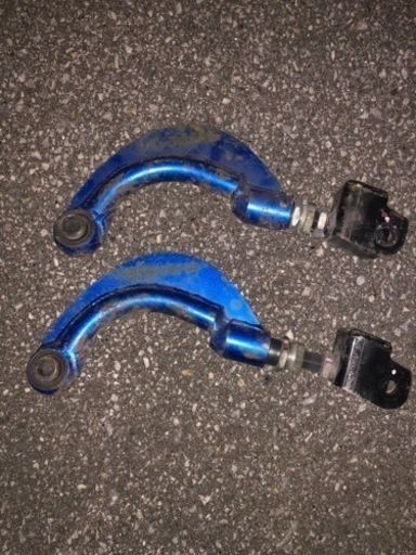 プリウス50 リアアッパーアーム