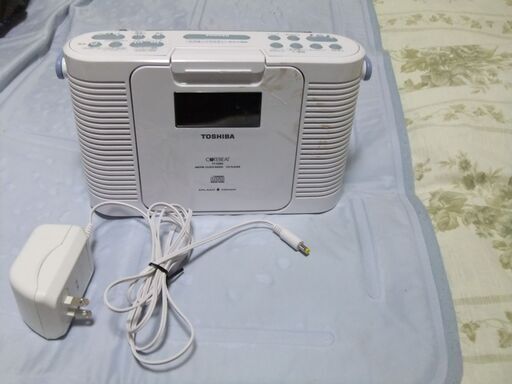 写真の商品（お風呂用のCDラジオ）１０００円で譲ります。　但し、１７時までに引取り限定です。