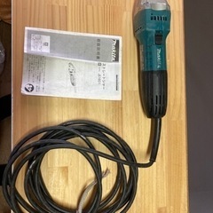マキタ ストレートシャー 刃は交換したとこ JS1601