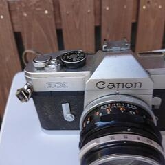 決まりました。古いCanonのカメラの画像