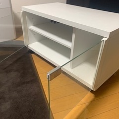 テレビ台の画像
