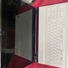 極美品　パソコン本体　NEC LaVie NS600/G PC-NS600GAWWindows 10 NEC LAVIE クリスタルホワイトの画像