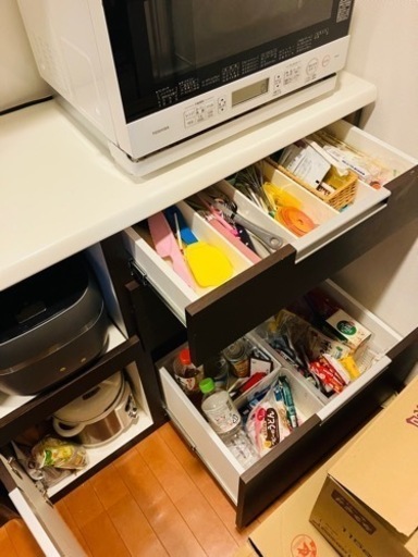 【売約済み】　水戸市　引き取り限定　食器棚　ニトリ
