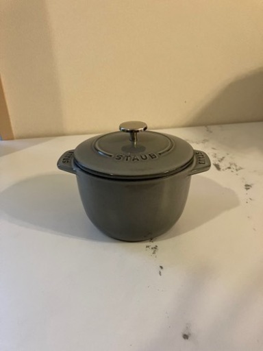 ストウブ　ココット　グレー　12cm