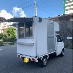 キッチンカー荷台のBOXの画像