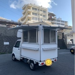 キッチンカー荷台のBOXの画像