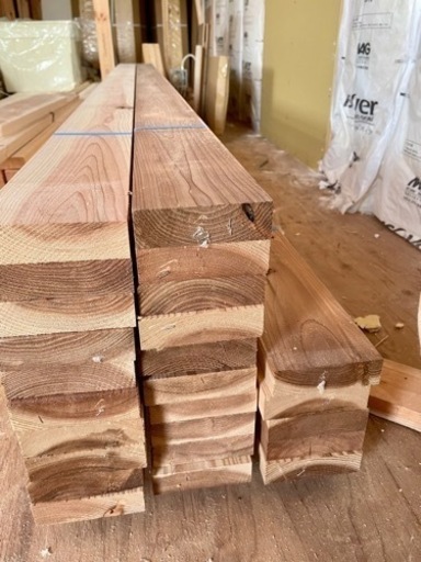 セール50本‼️ 杉　30×105×3010mm               25,000円