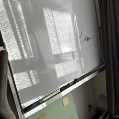 【無料】15,000円で購入！キャスター付きホワイトボード