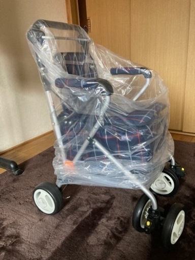 お値引きしました！！介護用品　美品　歩行器？椅子付き！
