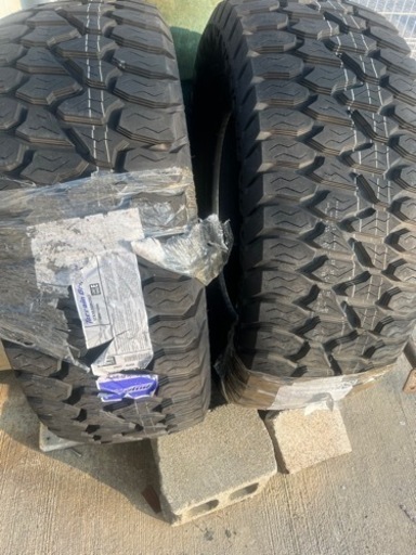 37×12.50R20 新品2本