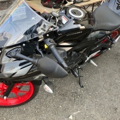 SUZUKI　GSX-R125　ほぼ新古車
