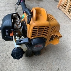 【お取引中】草刈機　刈払機の画像