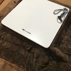 こたつ一式（こたつ台、敷布団、掛布団）