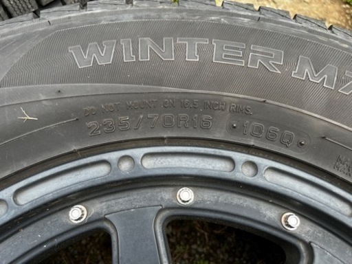 条件付値引有り。デリカD5 235/70R16 PCD:114.3 タイヤホイールセット　スタッドレス4本