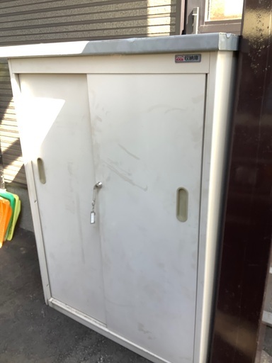 融雪ボイラーの収納庫、物置にもなります、