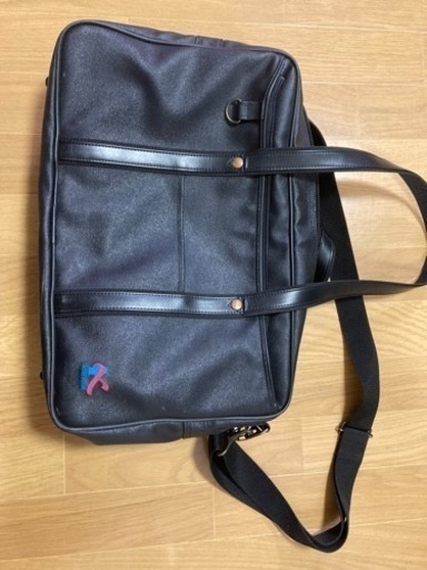 育英高校の通学用バック