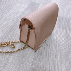 チェーンショルダーバッグ　ピンク　フルラ風の画像
