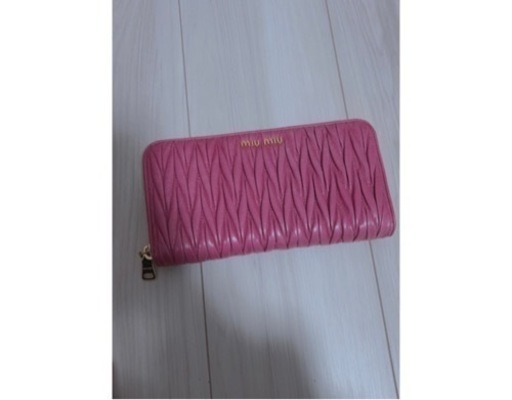 miumiu 長財布