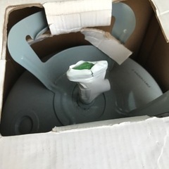 【未使用品】エアコンガス　R22 充填料13kg ②の画像