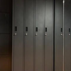 4列ロッカー(黒)