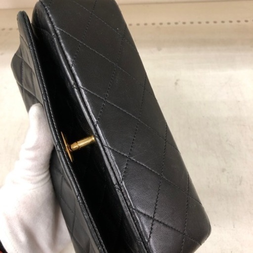 CHANEL ショルダーバッグ