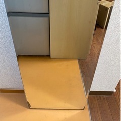 鏡の画像